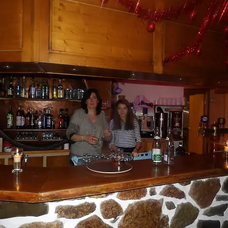 Les Skieurs Hotel